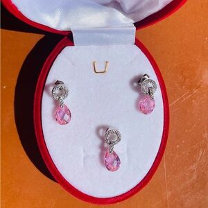 925 STERLING SILVER
TEARDROP PINK TOPAZ SET.